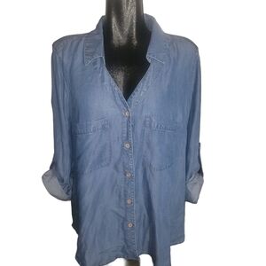 Womens Light Denim V Neck Shirt 1X